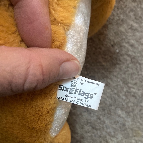 Cuddly Lion Plush Toy - Golden Brown - Picture 4 of 4